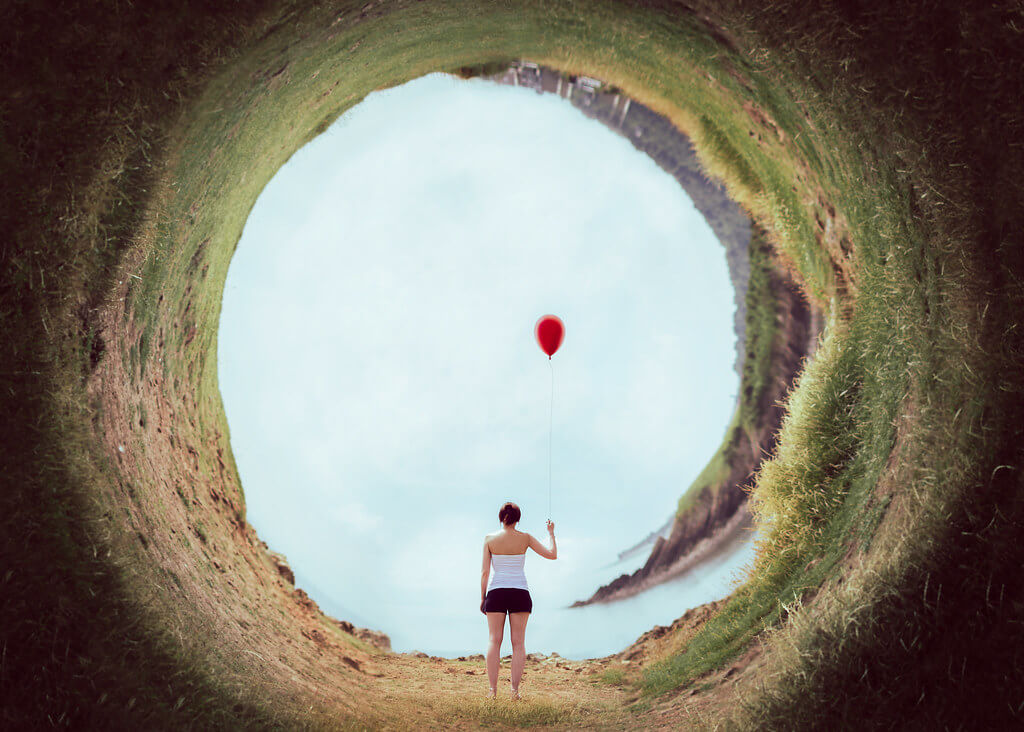 Gideon Way - girl holding red balloon