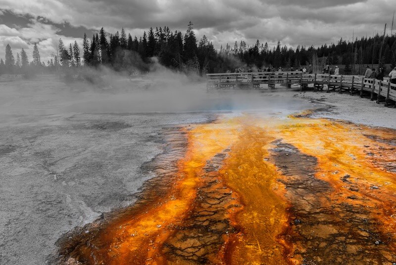 Ken Lane - Black Pool - West Thumb Geyser Basin (Yellowstone National Park)